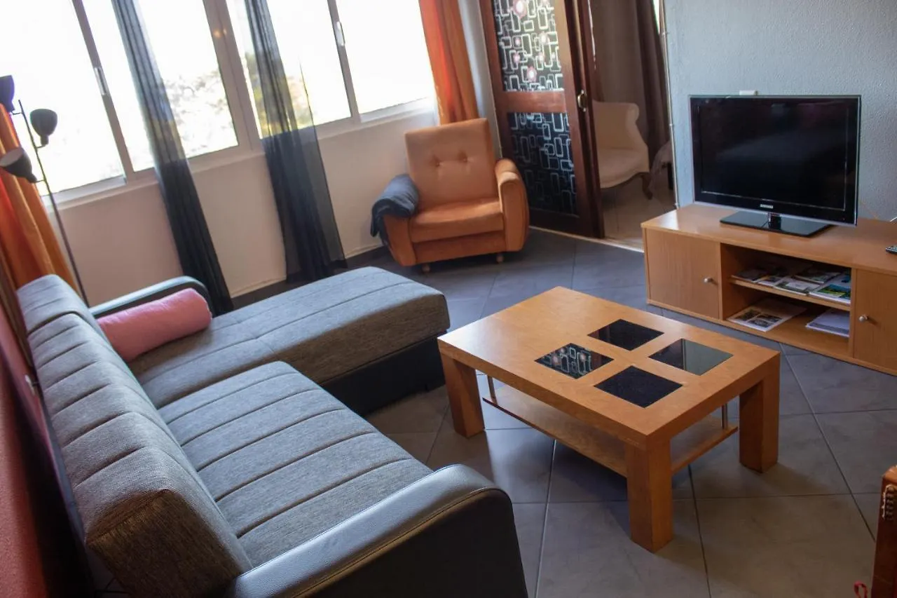 Spot Matur Apartment Machico  Machico (Madeira)